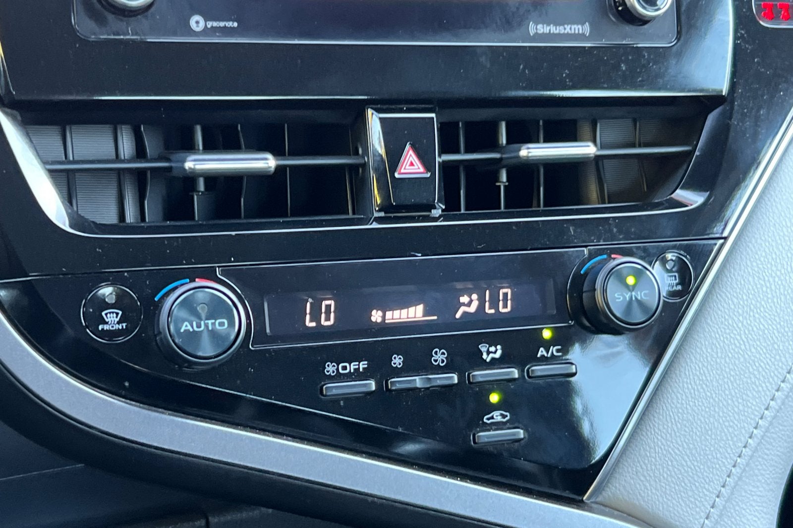 2023 Toyota Camry Hybrid LE