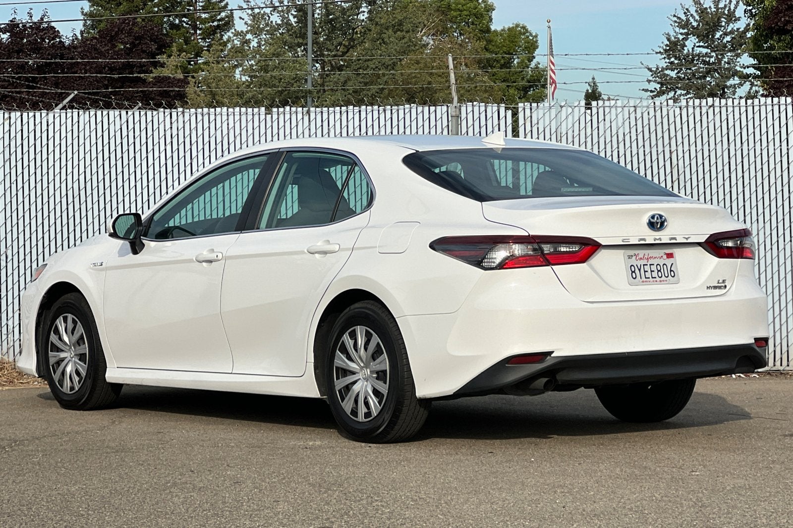 2021 Toyota Camry Hybrid LE