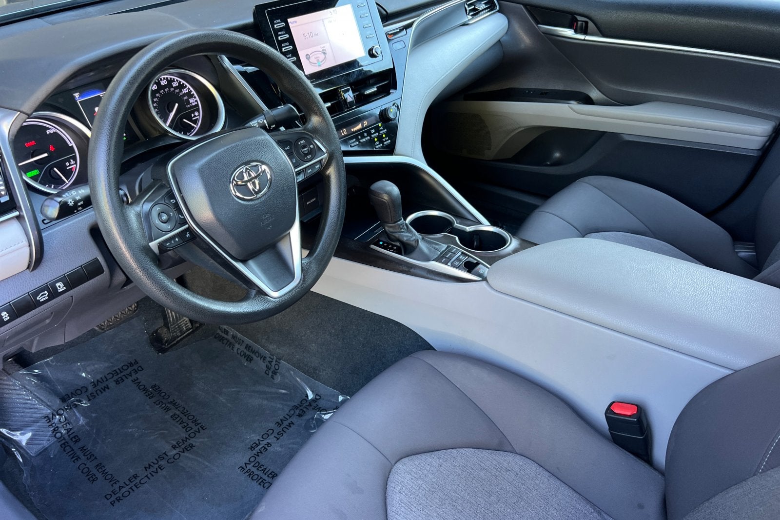 2021 Toyota Camry Hybrid LE