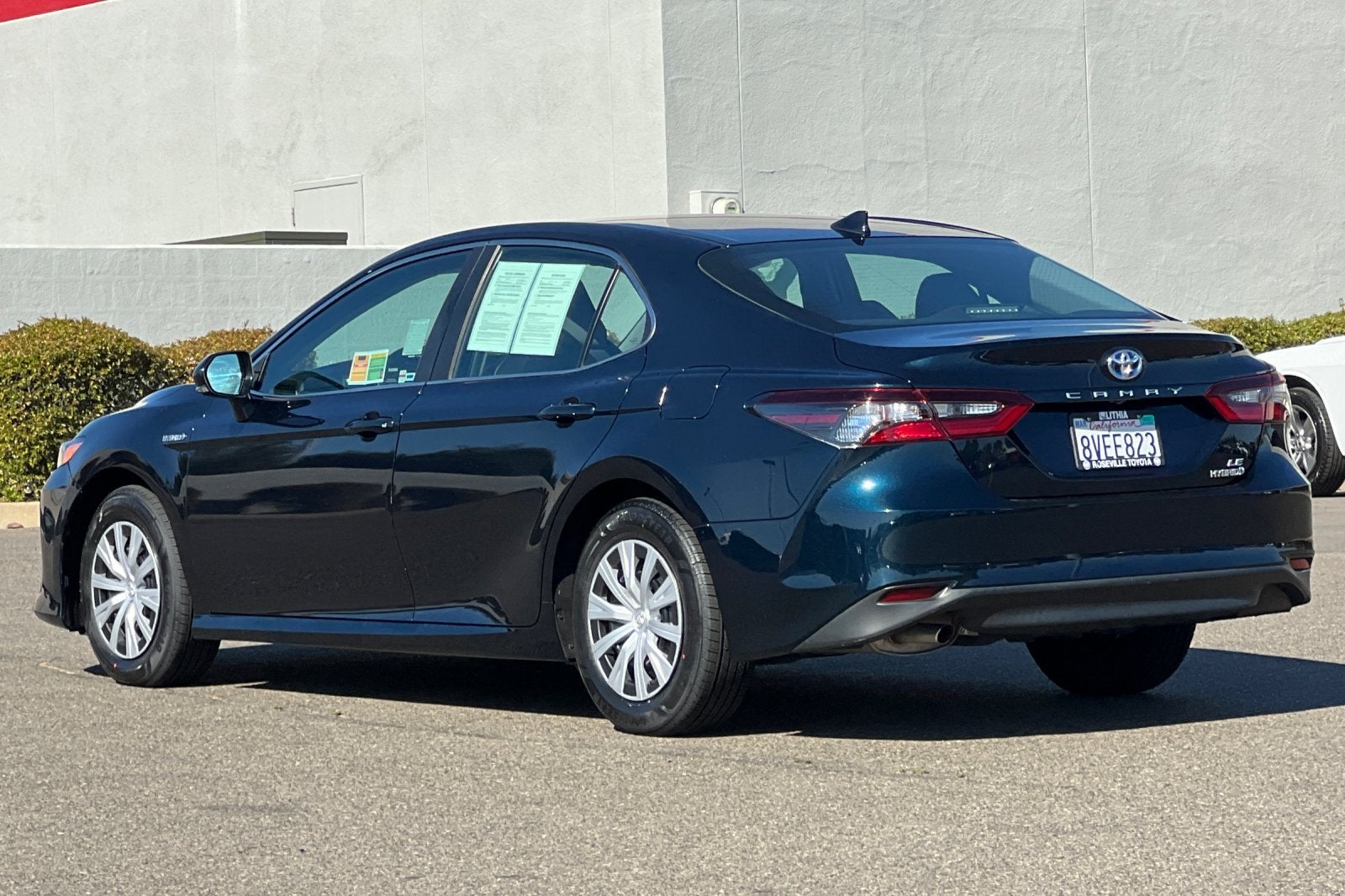 2021 Toyota Camry Hybrid LE