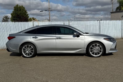 2021 Toyota Avalon Hybrid Limited