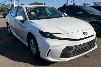 2025 Toyota Camry LE