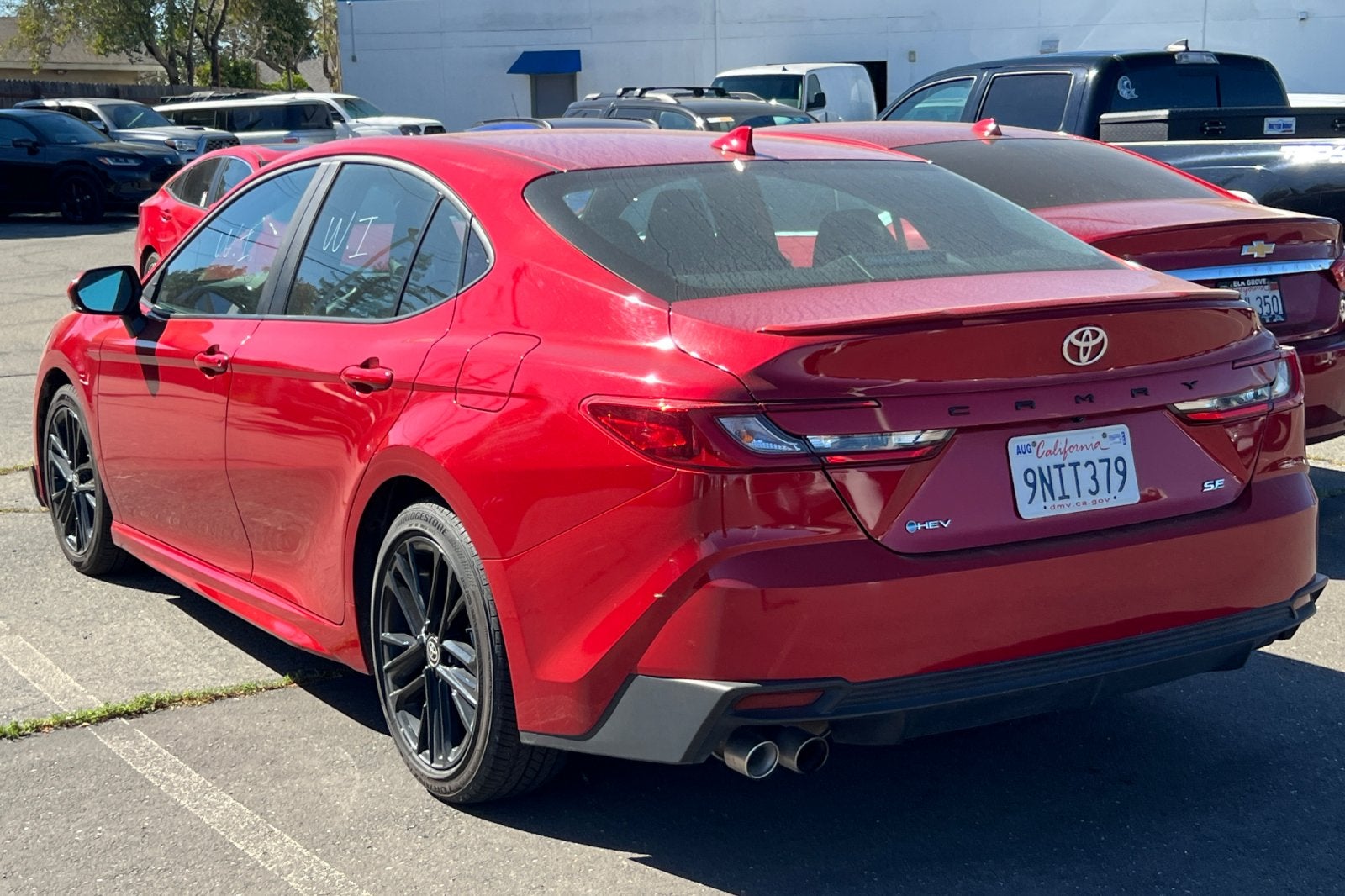 2025 Toyota Camry SE