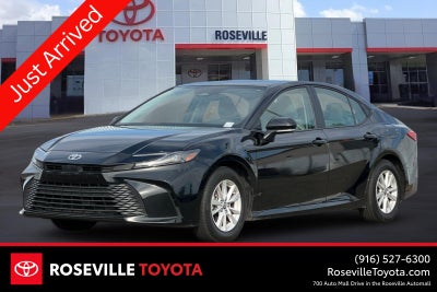 2025 Toyota Camry LE