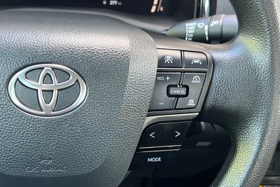 2025 Toyota Camry LE
