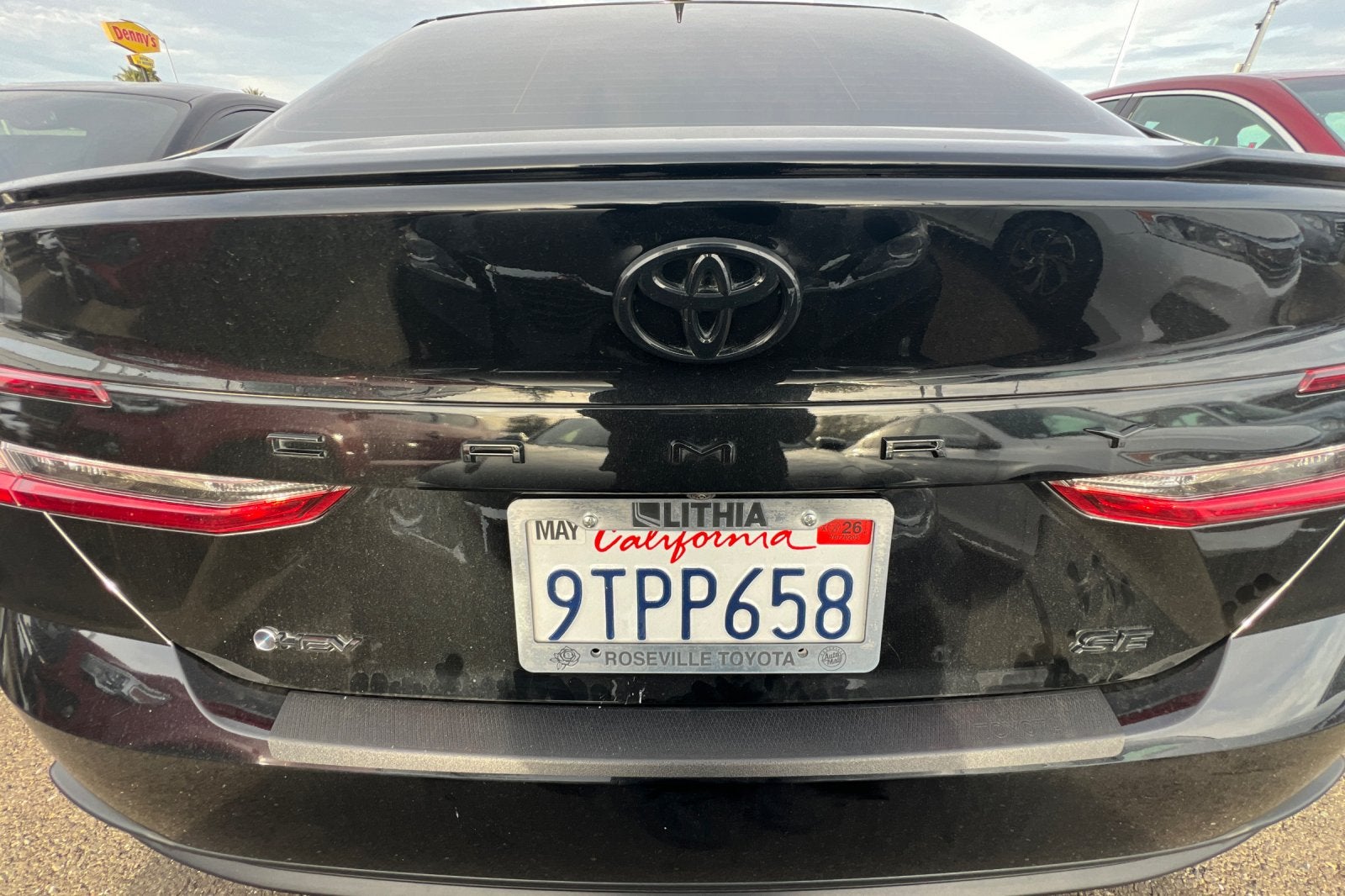 2025 Toyota Camry SE