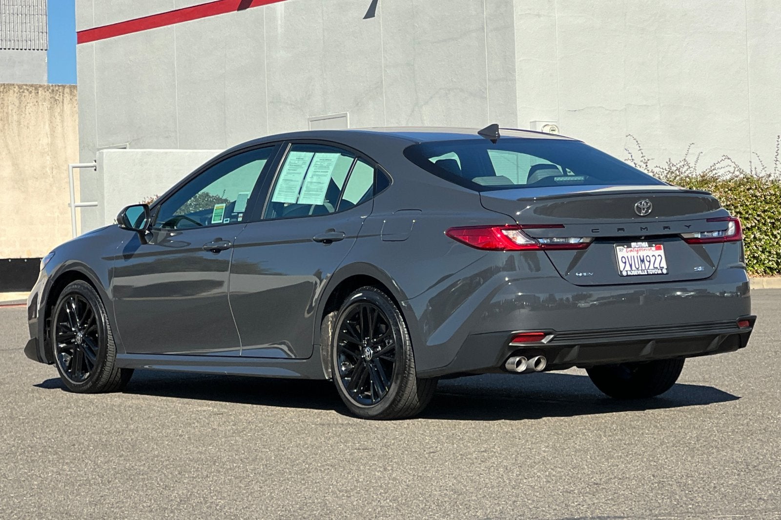 2025 Toyota Camry SE