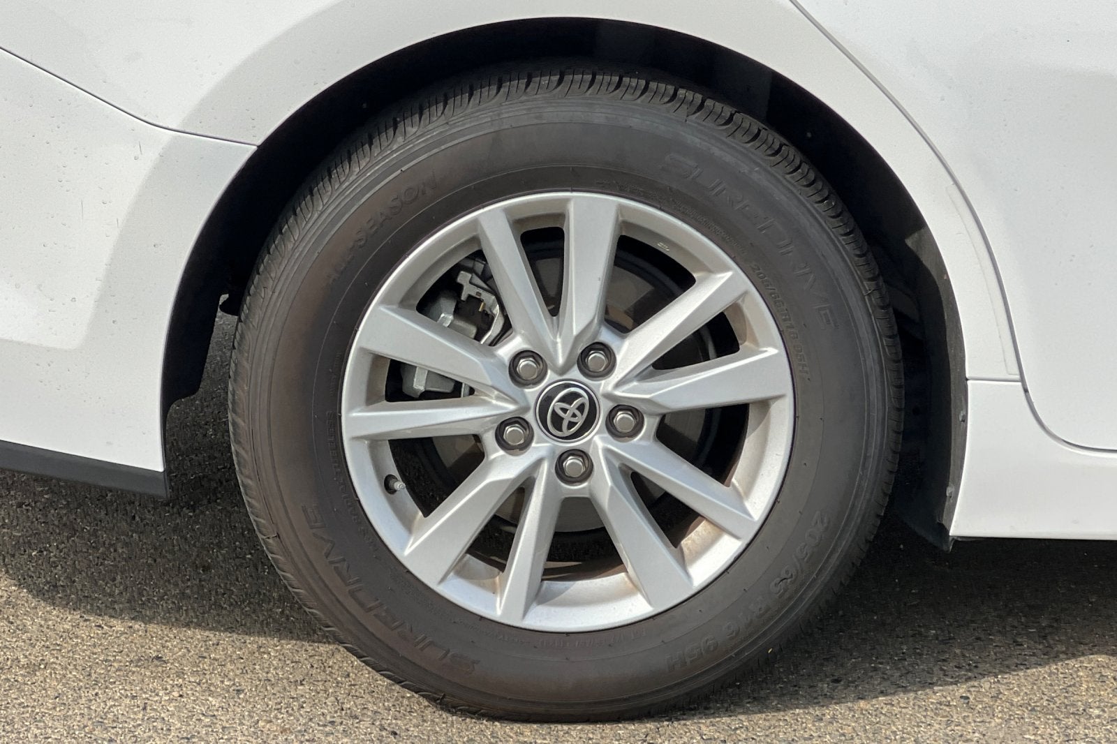 2025 Toyota Camry LE