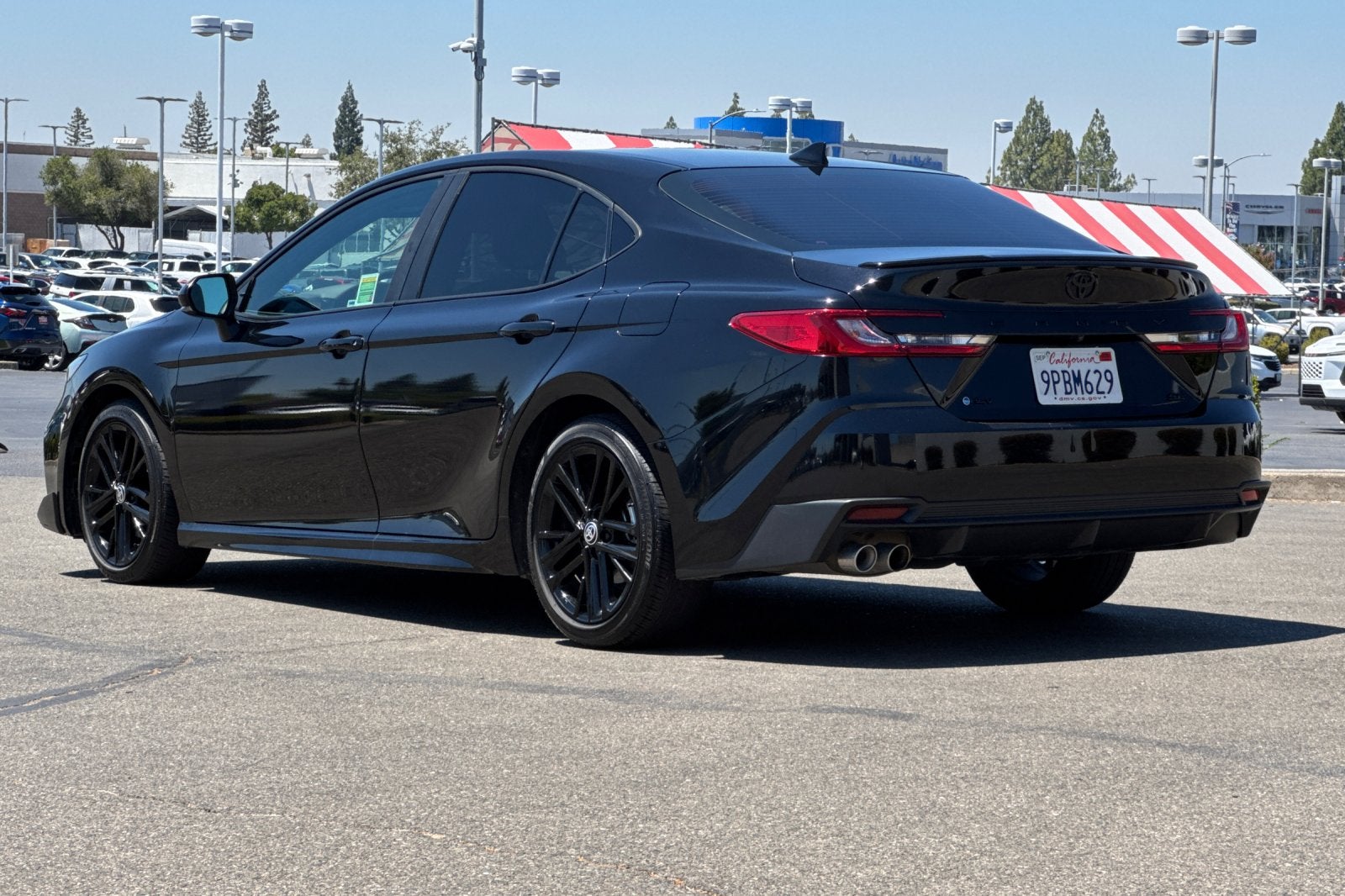 2025 Toyota Camry SE