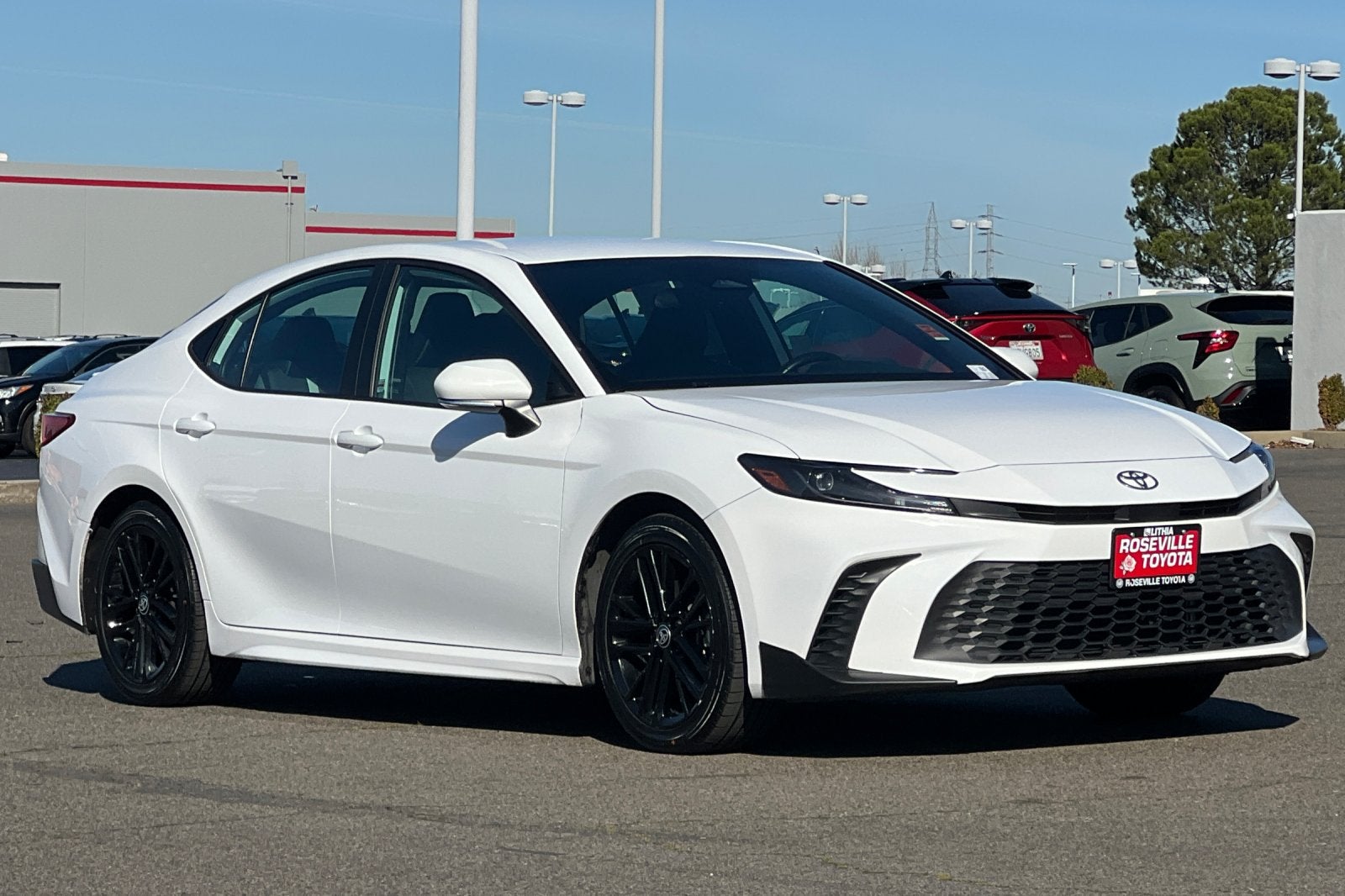 2025 Toyota Camry SE