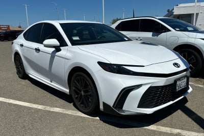 2026 Toyota Camry SE