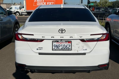 2025 Toyota Camry SE