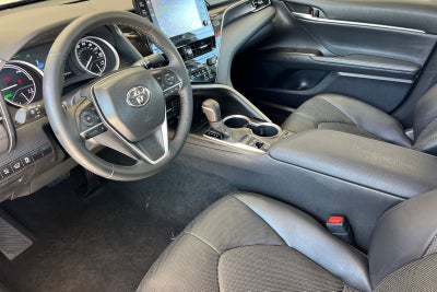 2023 Toyota Camry Hybrid XLE