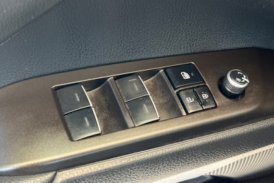 2023 Toyota Camry Hybrid XLE