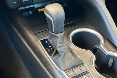 2023 Toyota Camry Hybrid XLE