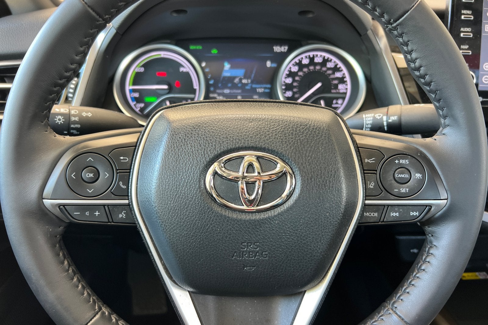 2023 Toyota Camry Hybrid XLE