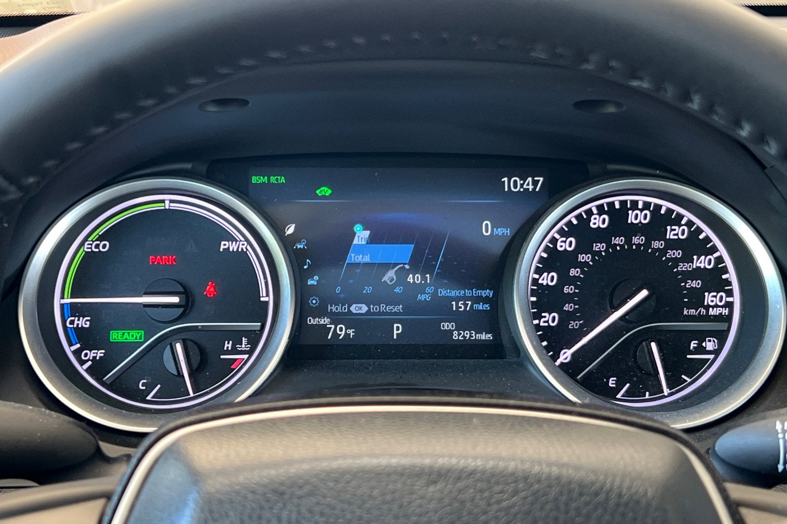2023 Toyota Camry Hybrid XLE