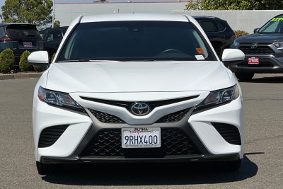 2020 Toyota Camry SE