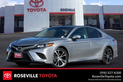 2020 Toyota Camry SE