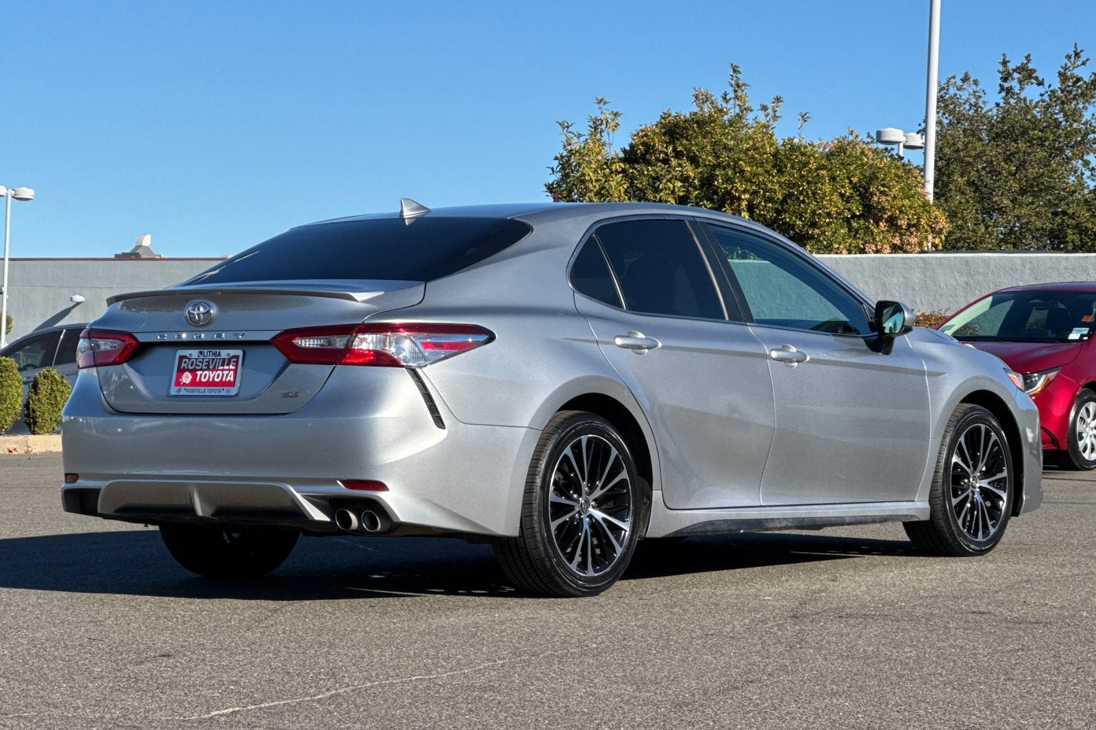 2020 Toyota Camry SE