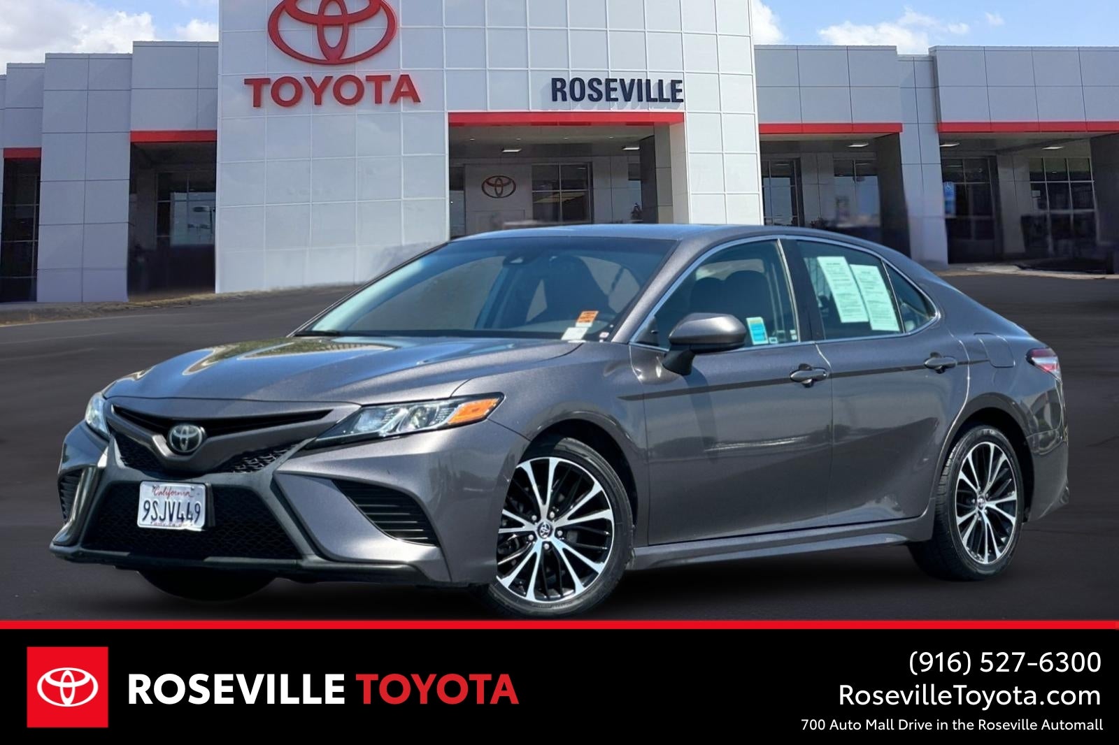 2020 Toyota Camry SE