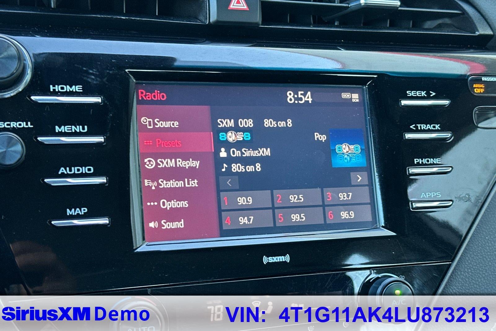 2020 Toyota Camry SE