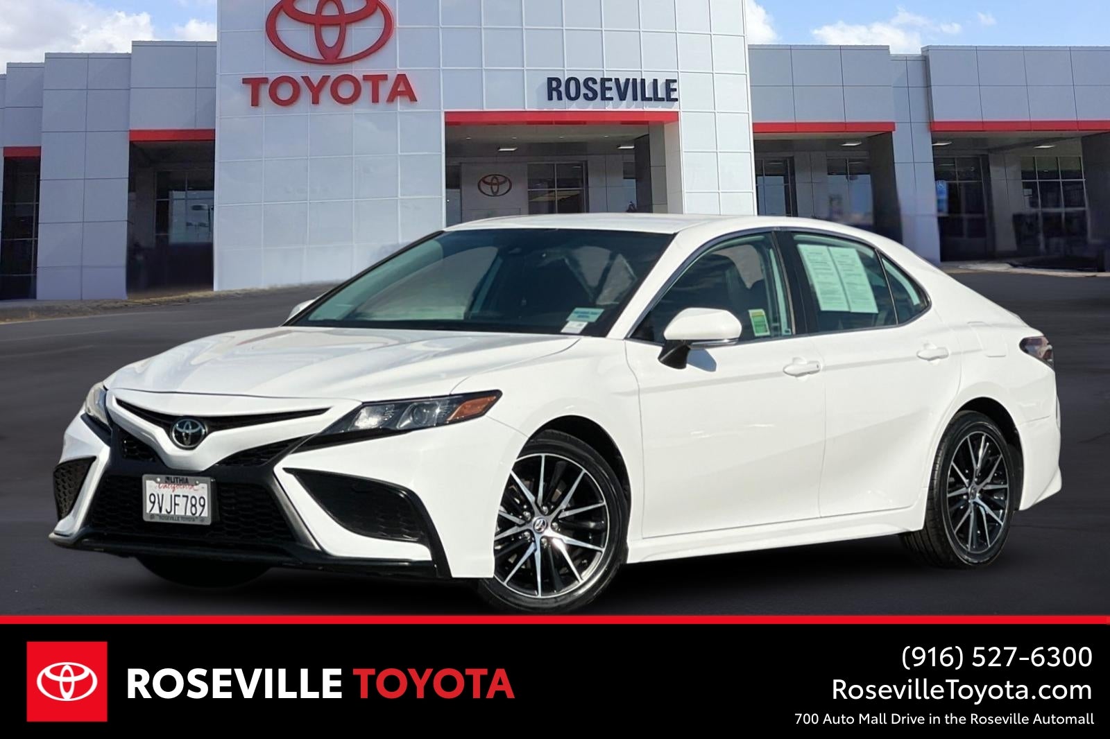 2023 Toyota Camry SE