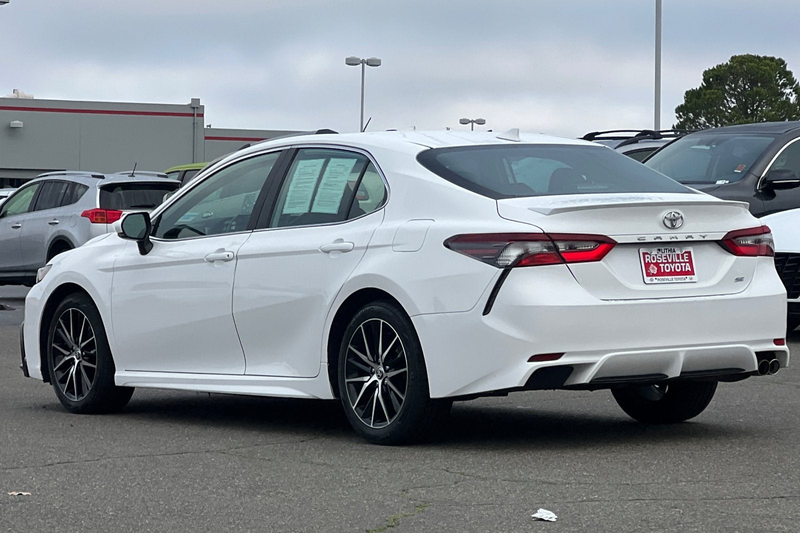 2024 Toyota Camry SE