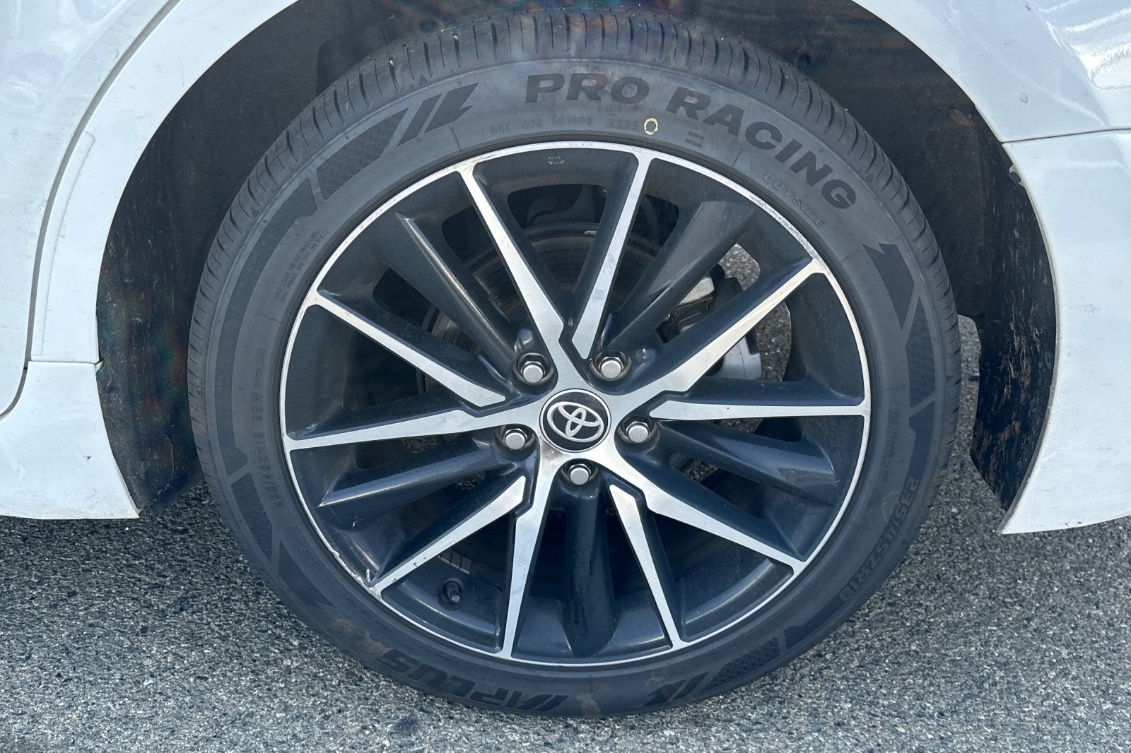 2024 Toyota Camry SE