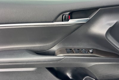 2023 Toyota Camry Hybrid SE Nightshade