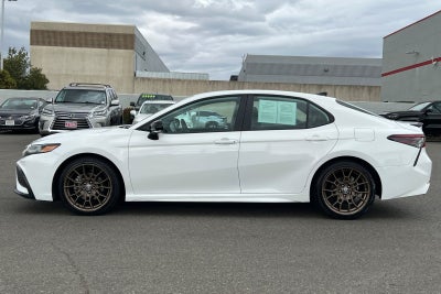 2023 Toyota Camry Hybrid SE Nightshade