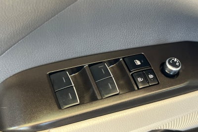 2024 Toyota Camry Hybrid XSE