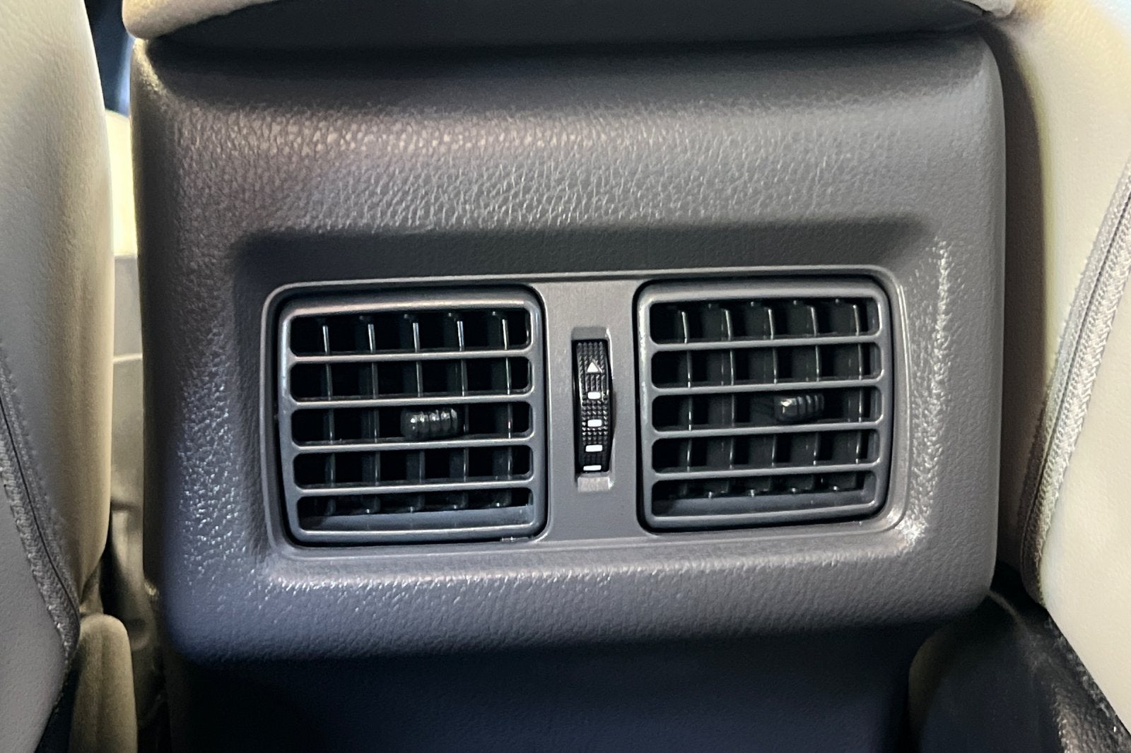 2024 Toyota Camry Hybrid XSE