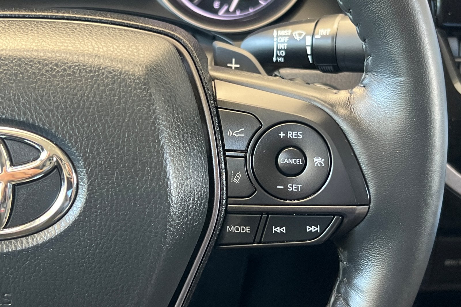 2024 Toyota Camry Hybrid XSE