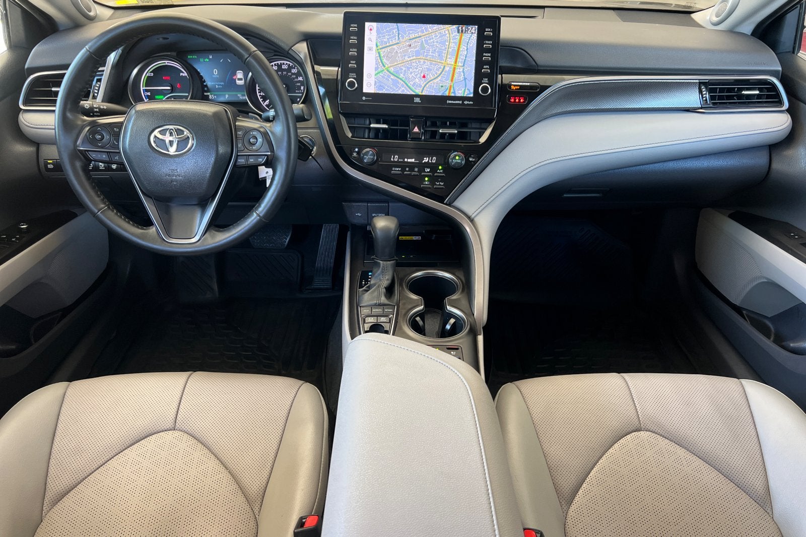 2024 Toyota Camry Hybrid XSE