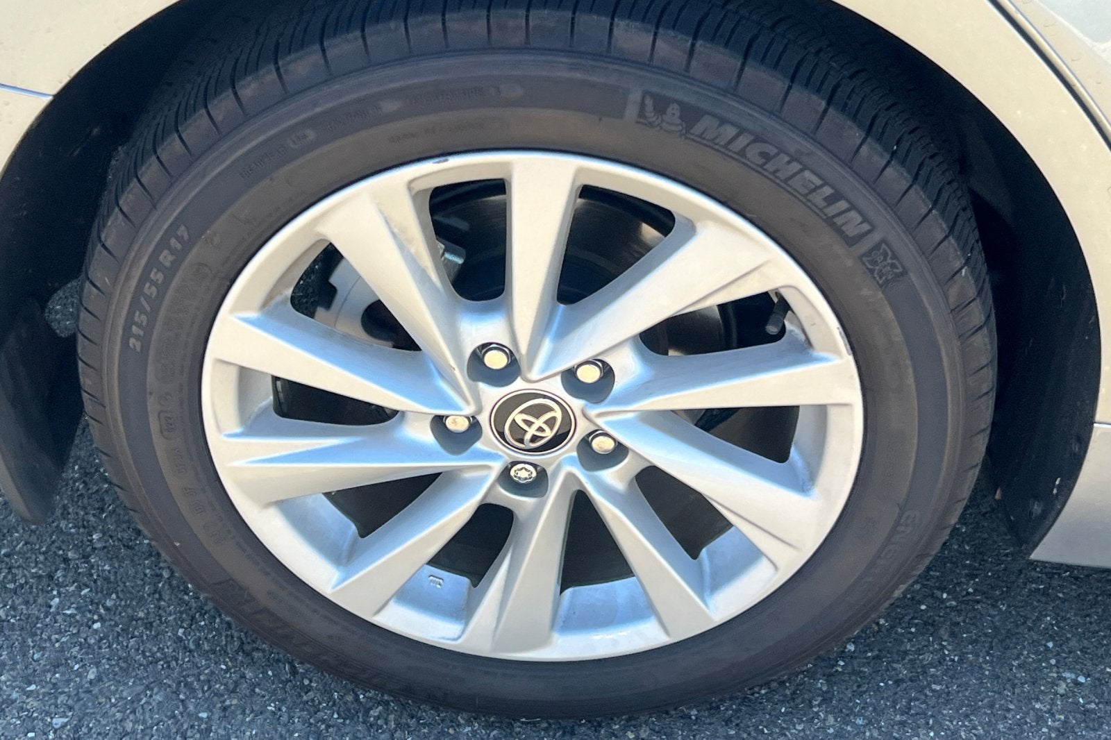 2024 Toyota Camry LE