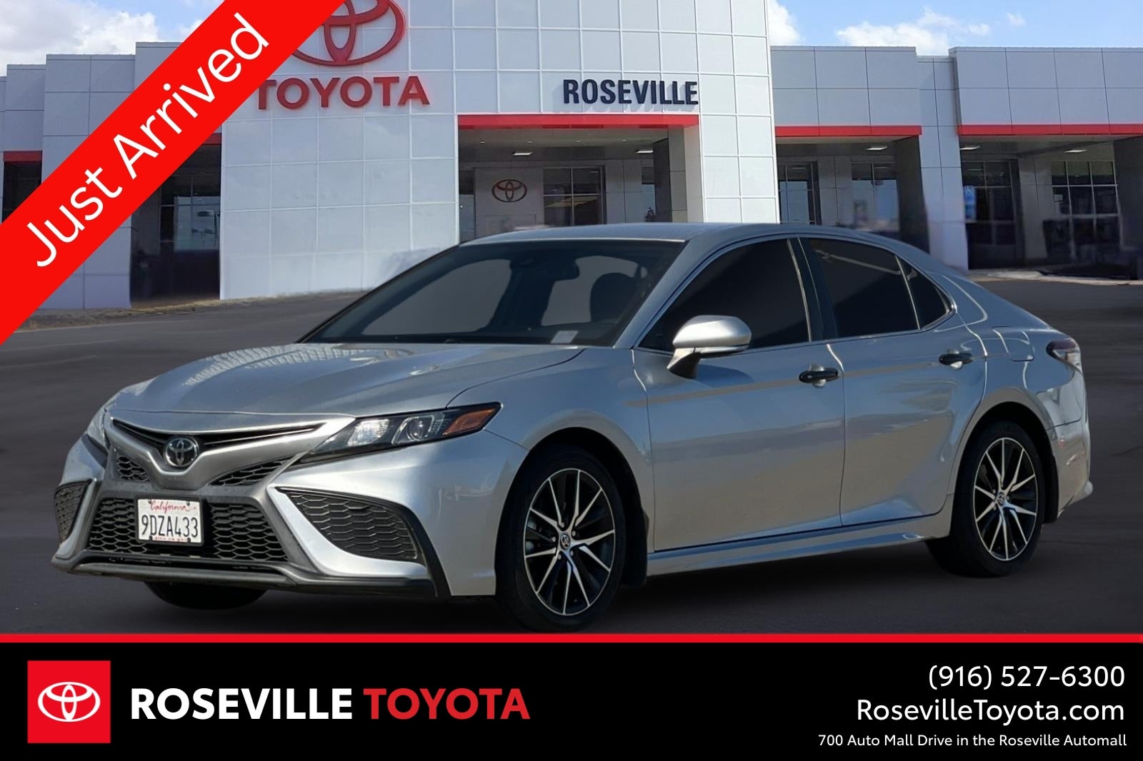2023 Toyota Camry SE