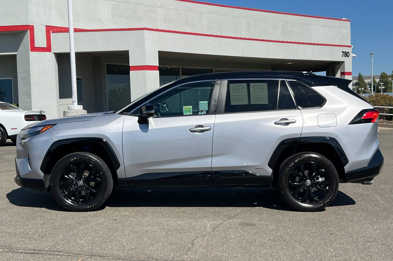 2024 Toyota RAV4 Hybrid XSE