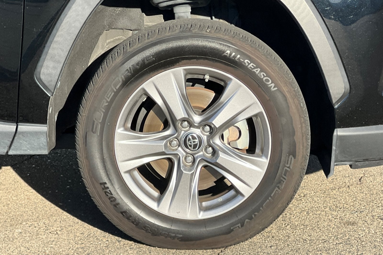 2023 Toyota RAV4 Hybrid LE