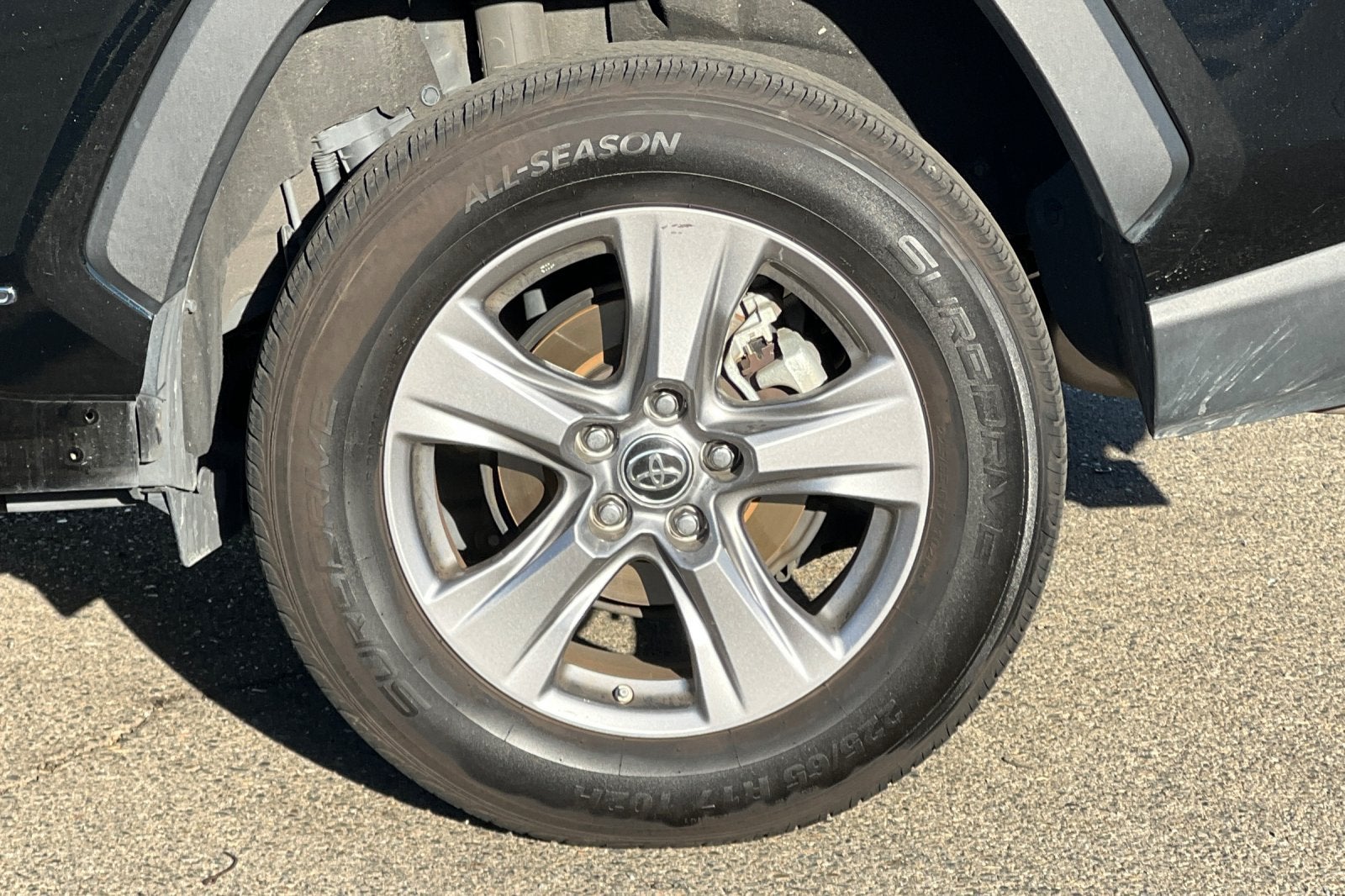 2023 Toyota RAV4 Hybrid LE