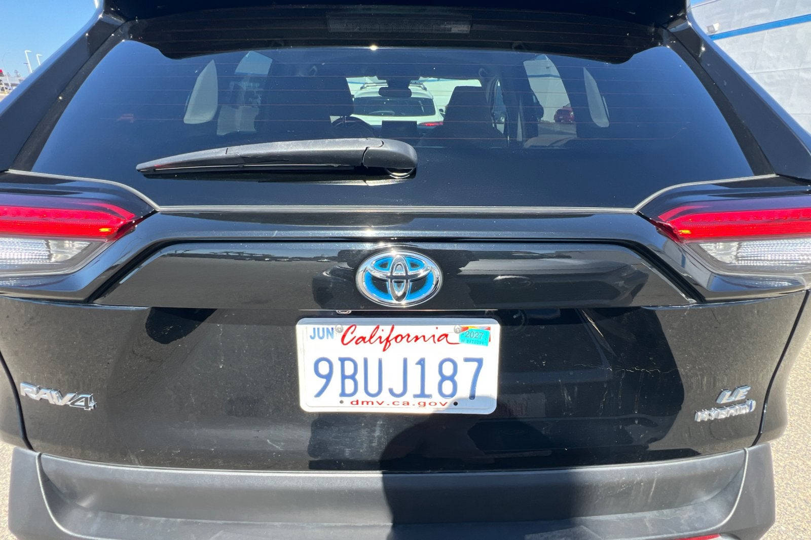 2022 Toyota RAV4 Hybrid LE