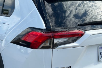 2022 Toyota RAV4 Hybrid LE