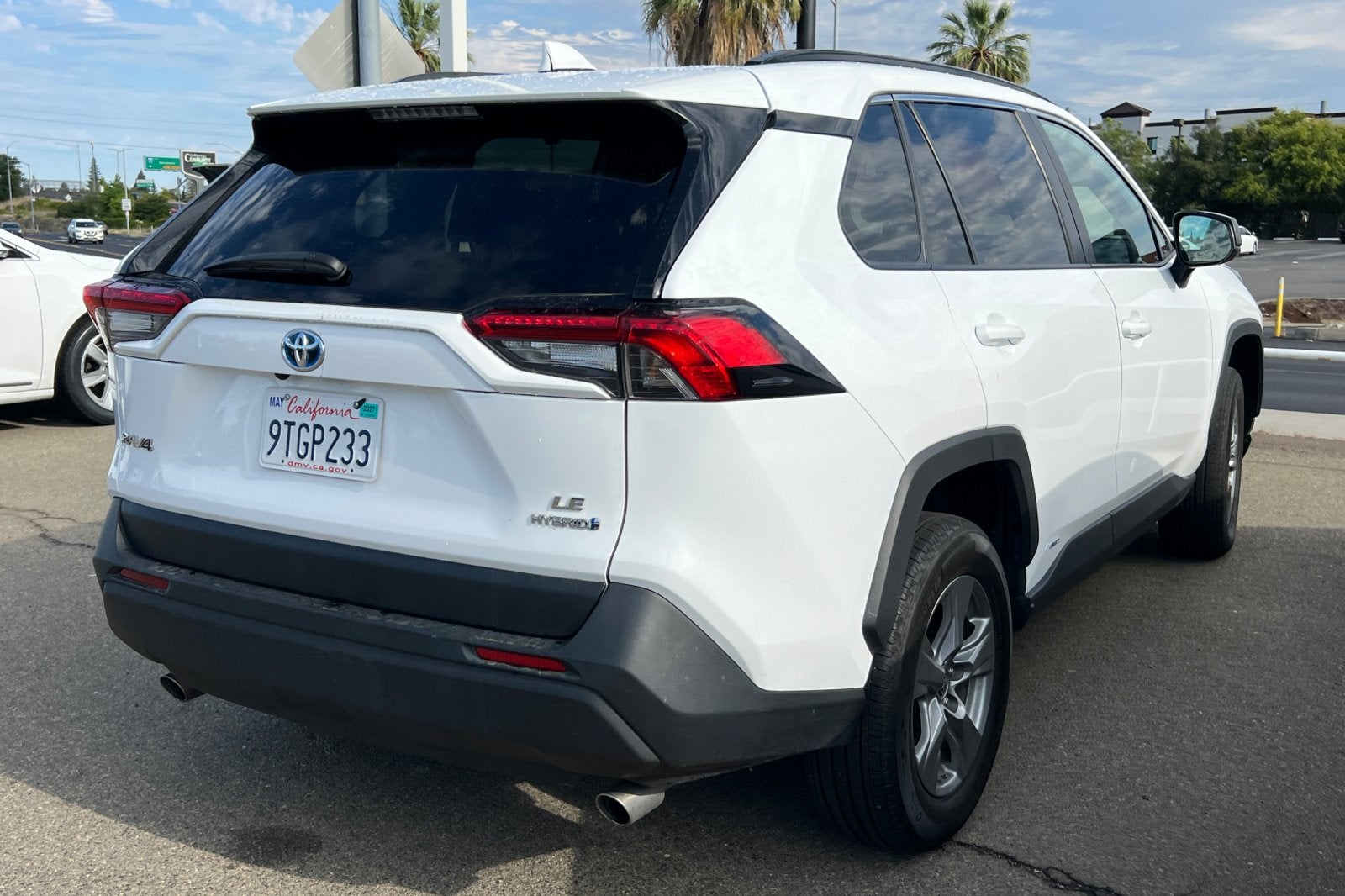 2022 Toyota RAV4 Hybrid LE