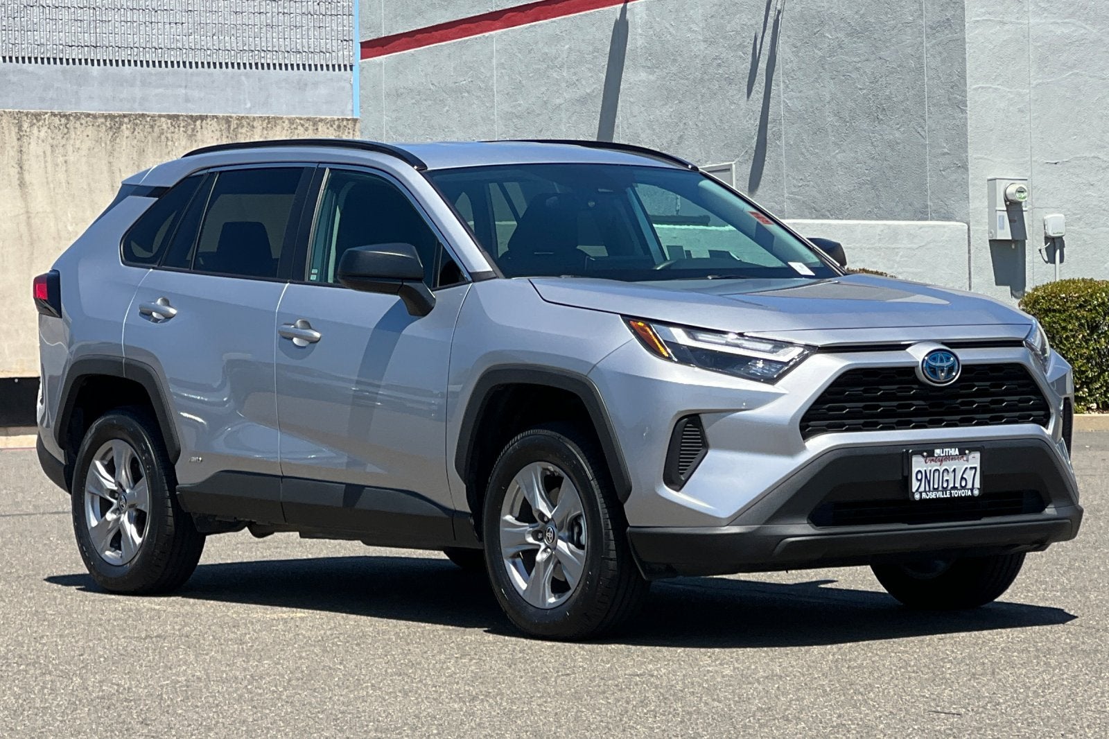 2024 Toyota RAV4 Hybrid LE