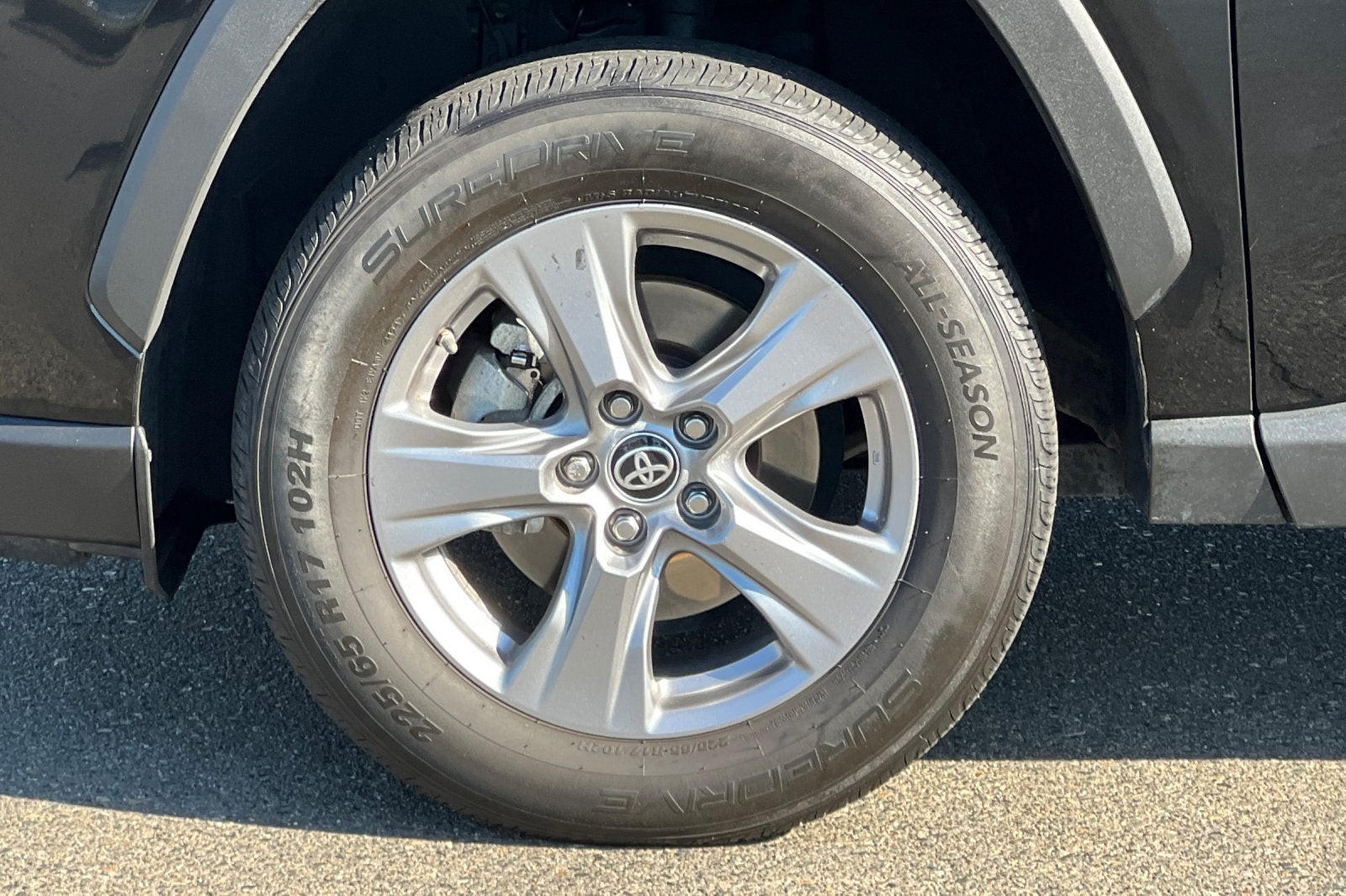 2023 Toyota RAV4 Hybrid LE