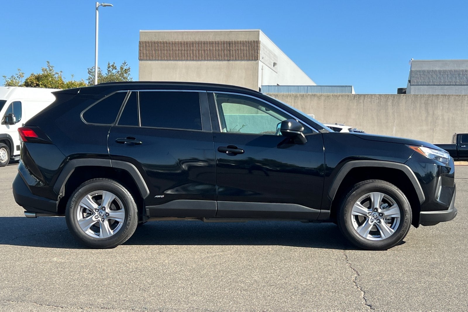 2023 Toyota RAV4 Hybrid LE