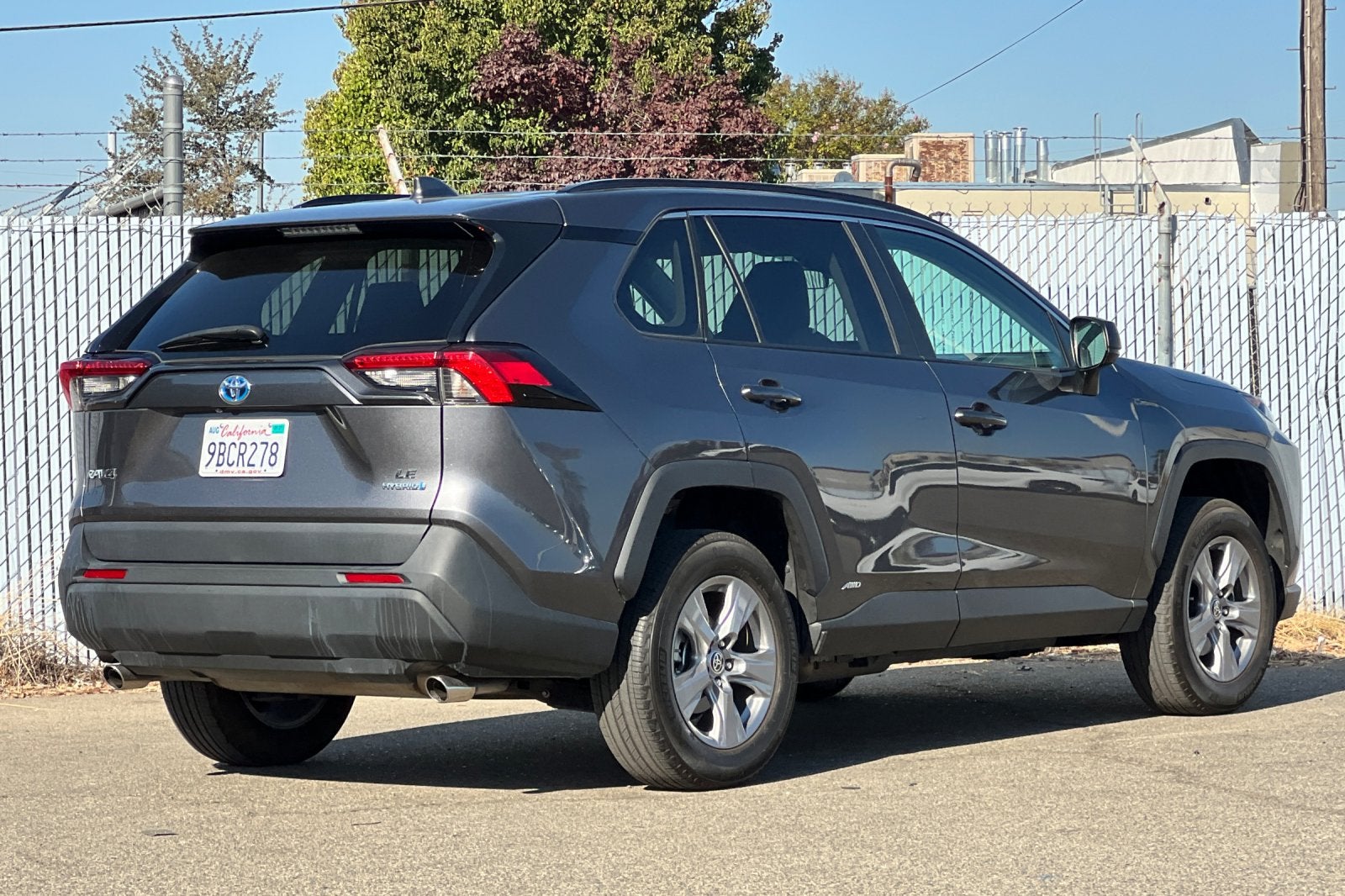 2022 Toyota RAV4 Hybrid LE