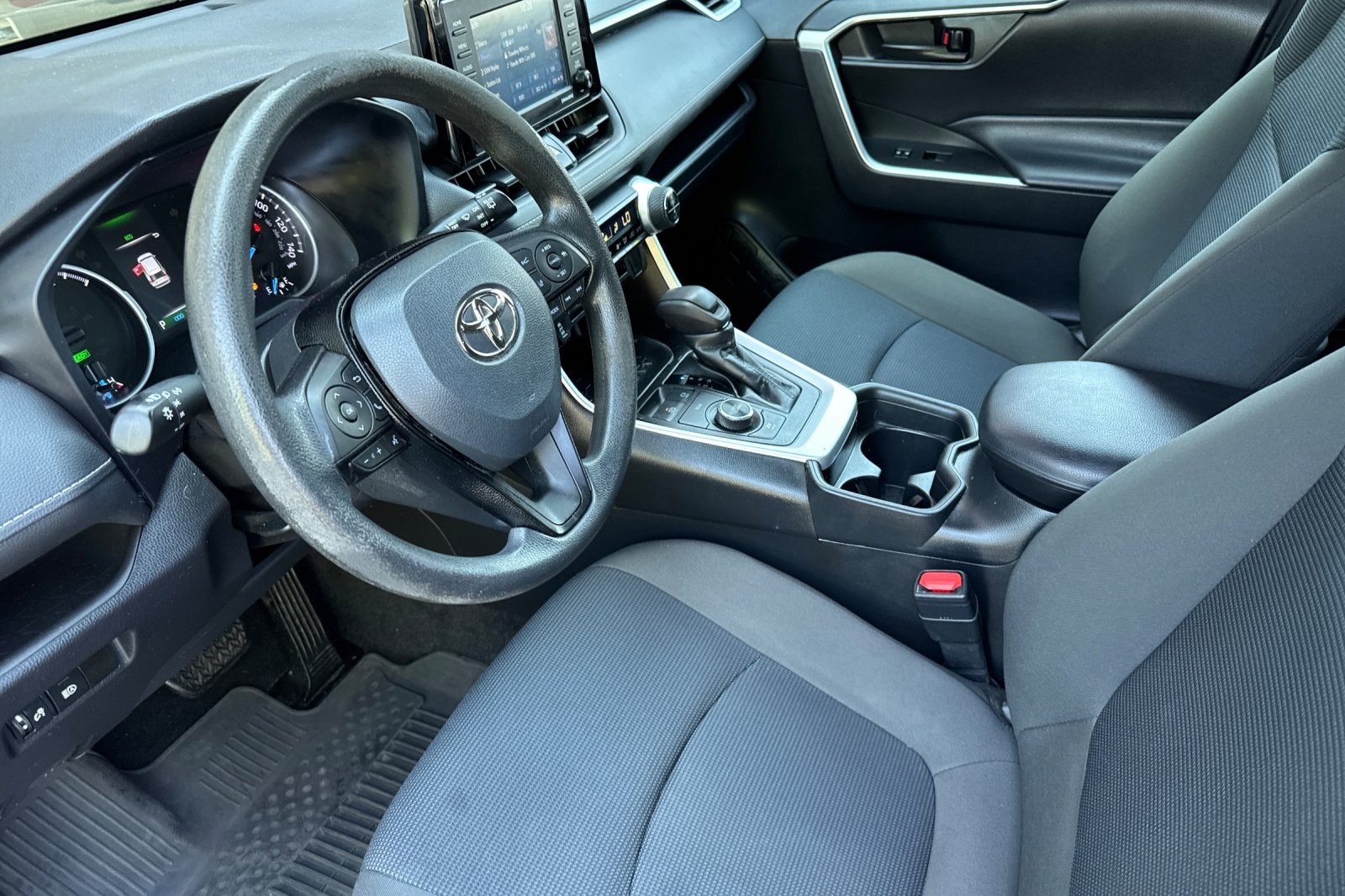 2021 Toyota RAV4 Hybrid LE