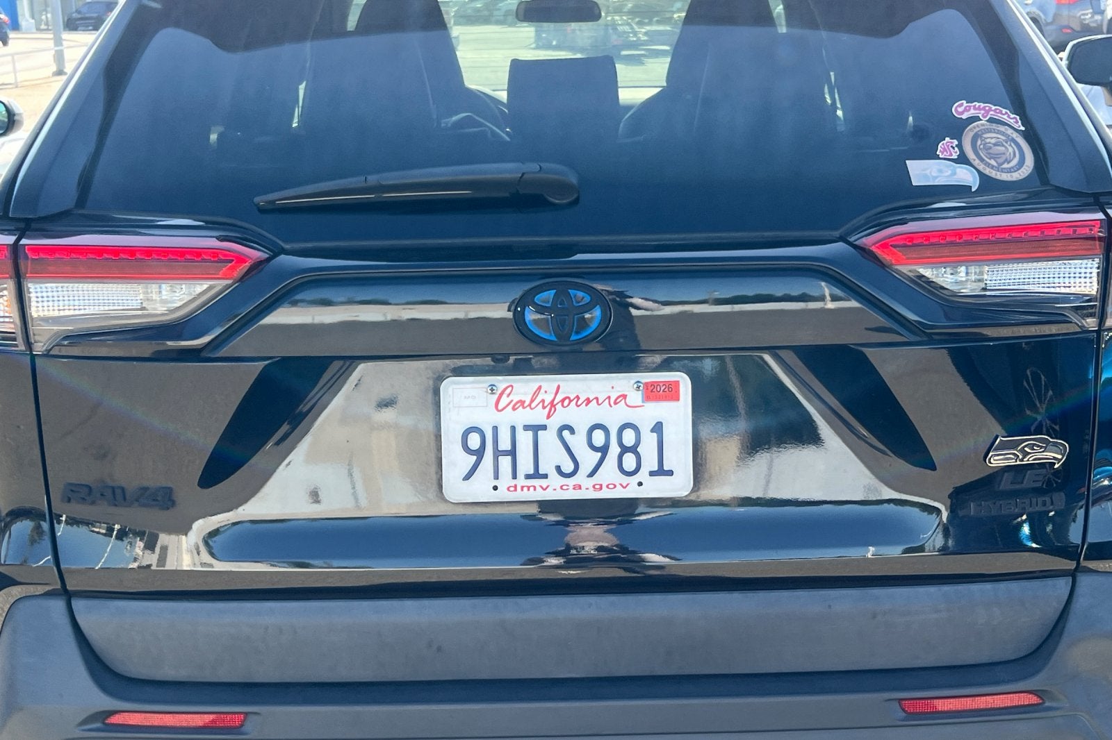 2022 Toyota RAV4 Hybrid LE