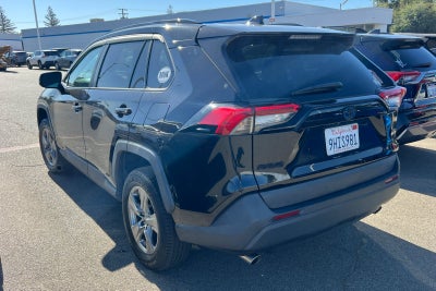 2022 Toyota RAV4 Hybrid LE